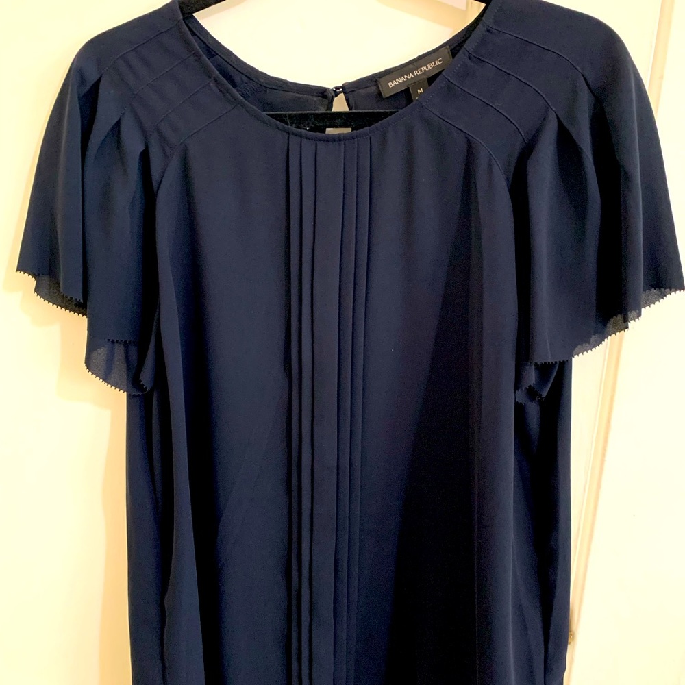Banana Republic flutter sleeve